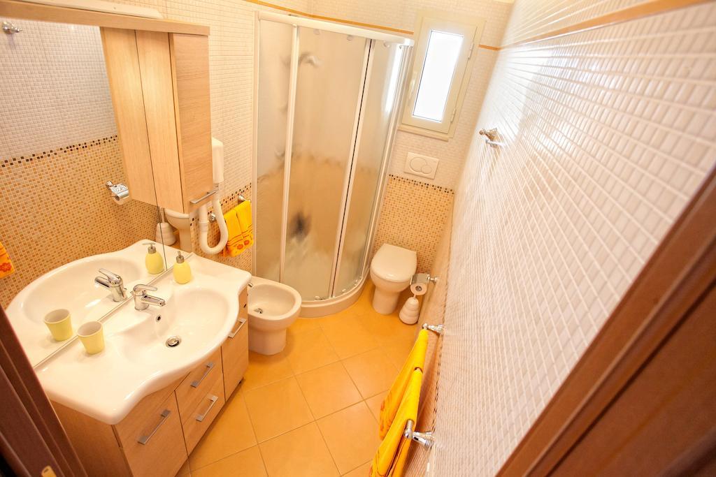 אוג'אנו לה קייזה Agriturismo La Collina Degli Ulivi מראה חיצוני תמונה