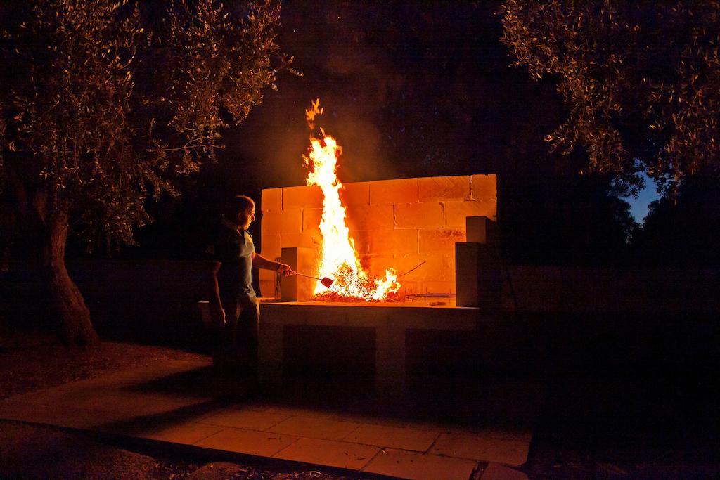 אוג'אנו לה קייזה Agriturismo La Collina Degli Ulivi מראה חיצוני תמונה